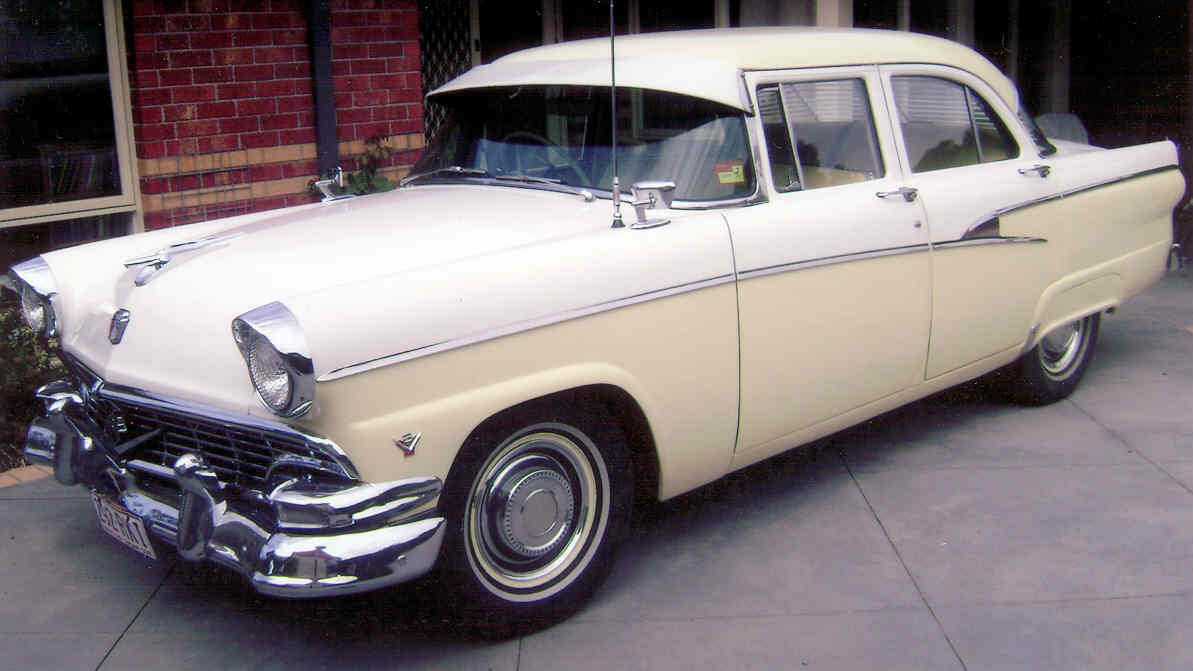 56 Sedan Paul Cattach