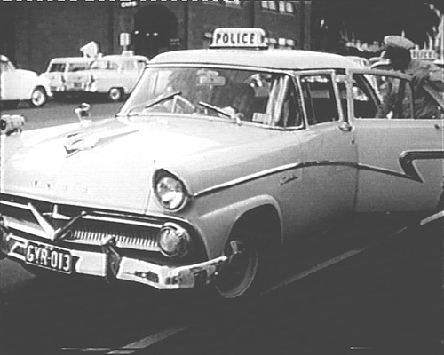 58 Starry Police Car02 58 Starry Police Car02