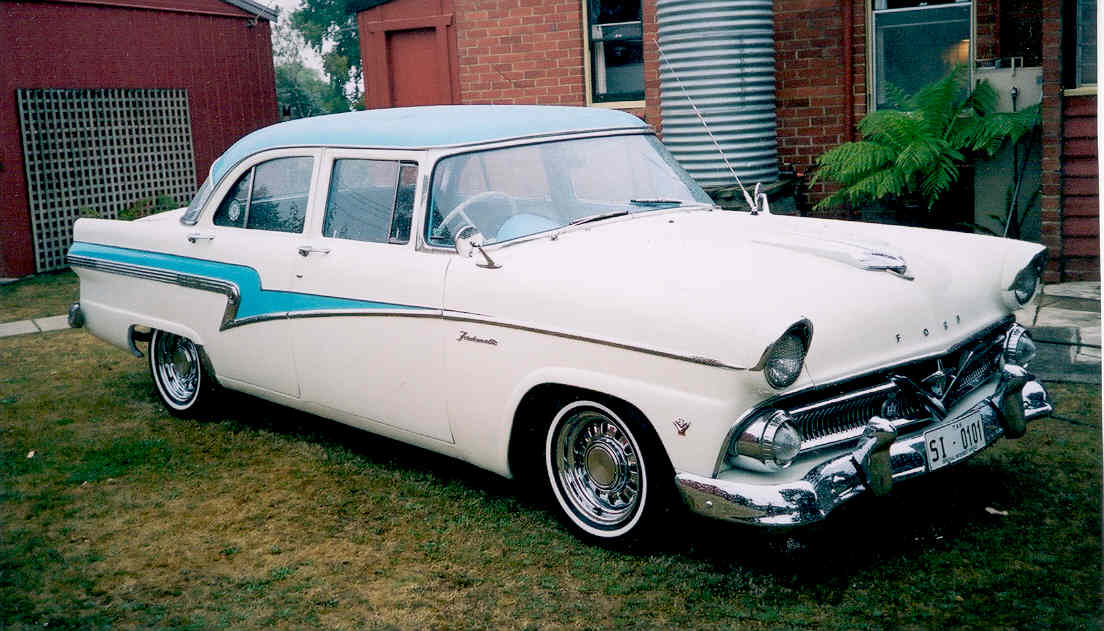 Ford Customline Paul Cox's 58 Starry