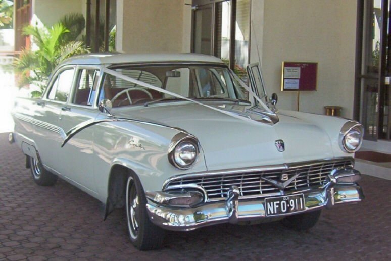 Ford Customline Phil Hirds 57 Sedan