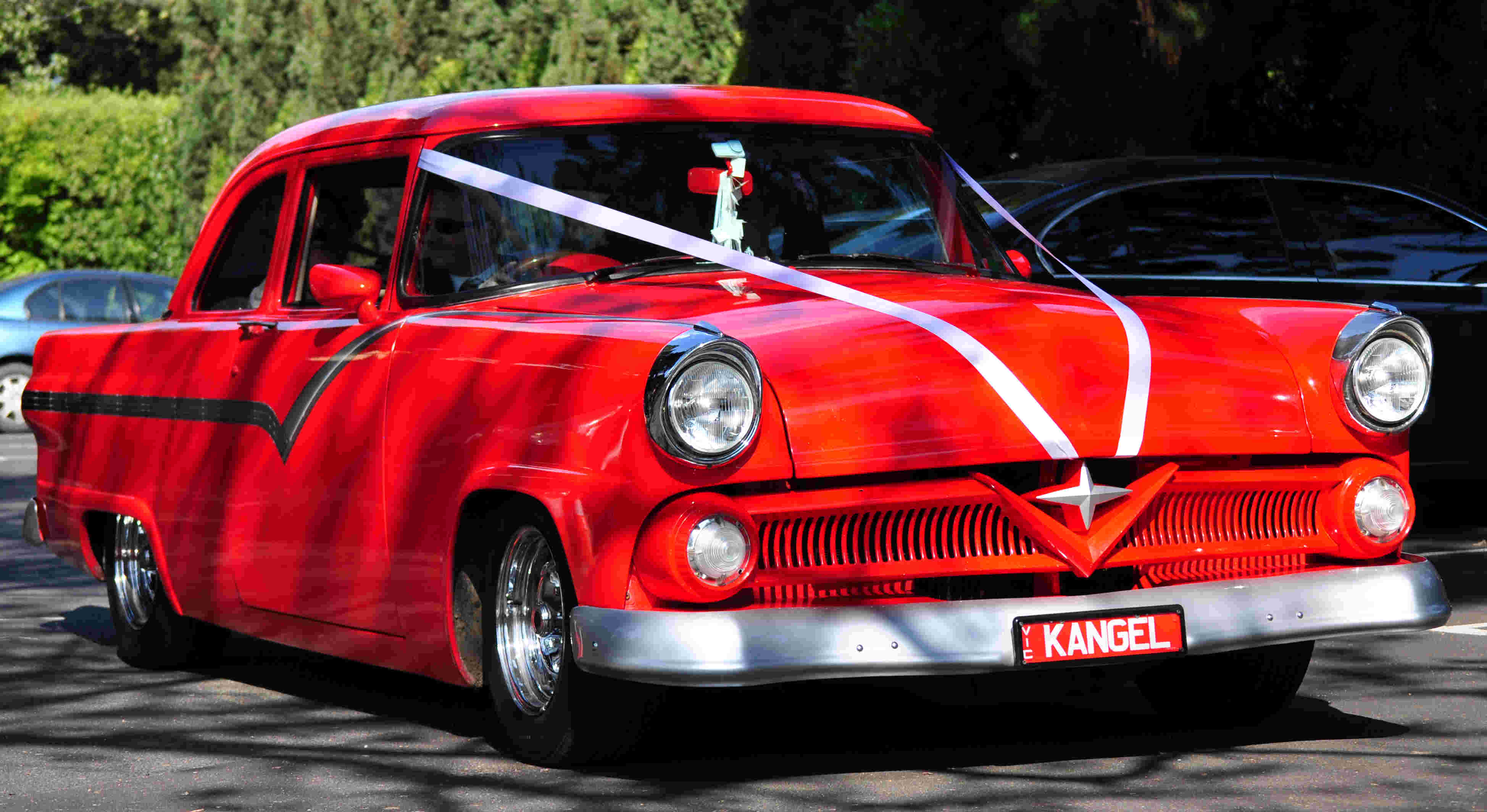 Gavin & Kate Anderso 59 Customline 202
