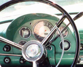 56 Customline US Dashboard
